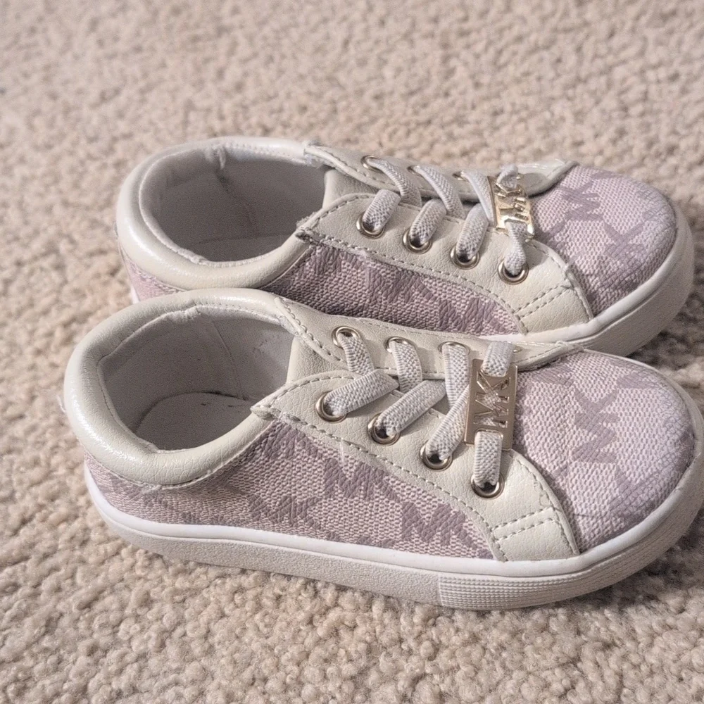 Michael Kors Pull On Logo Sneakers Size Toddler Size 7